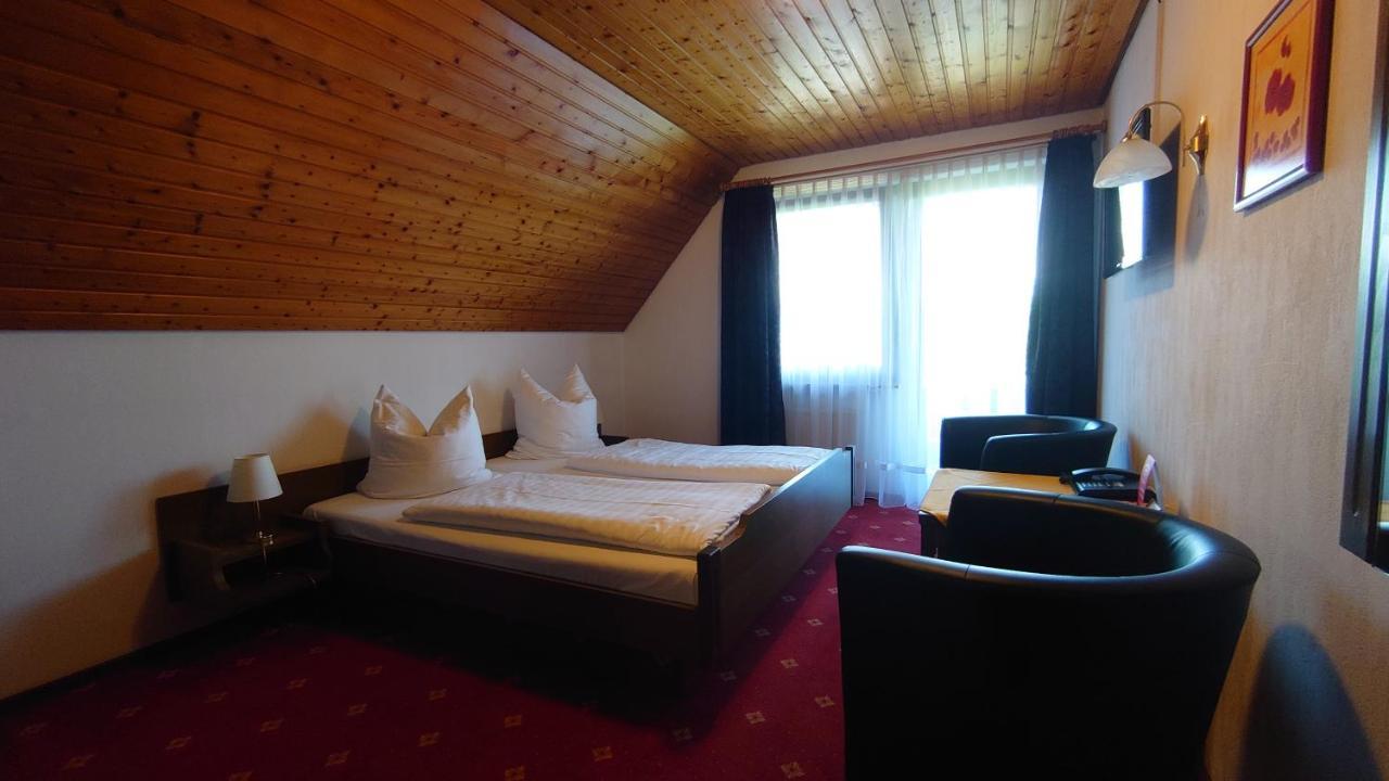 Hotel Landgasthof Fromm Untergruppenbach ภายนอก รูปภาพ